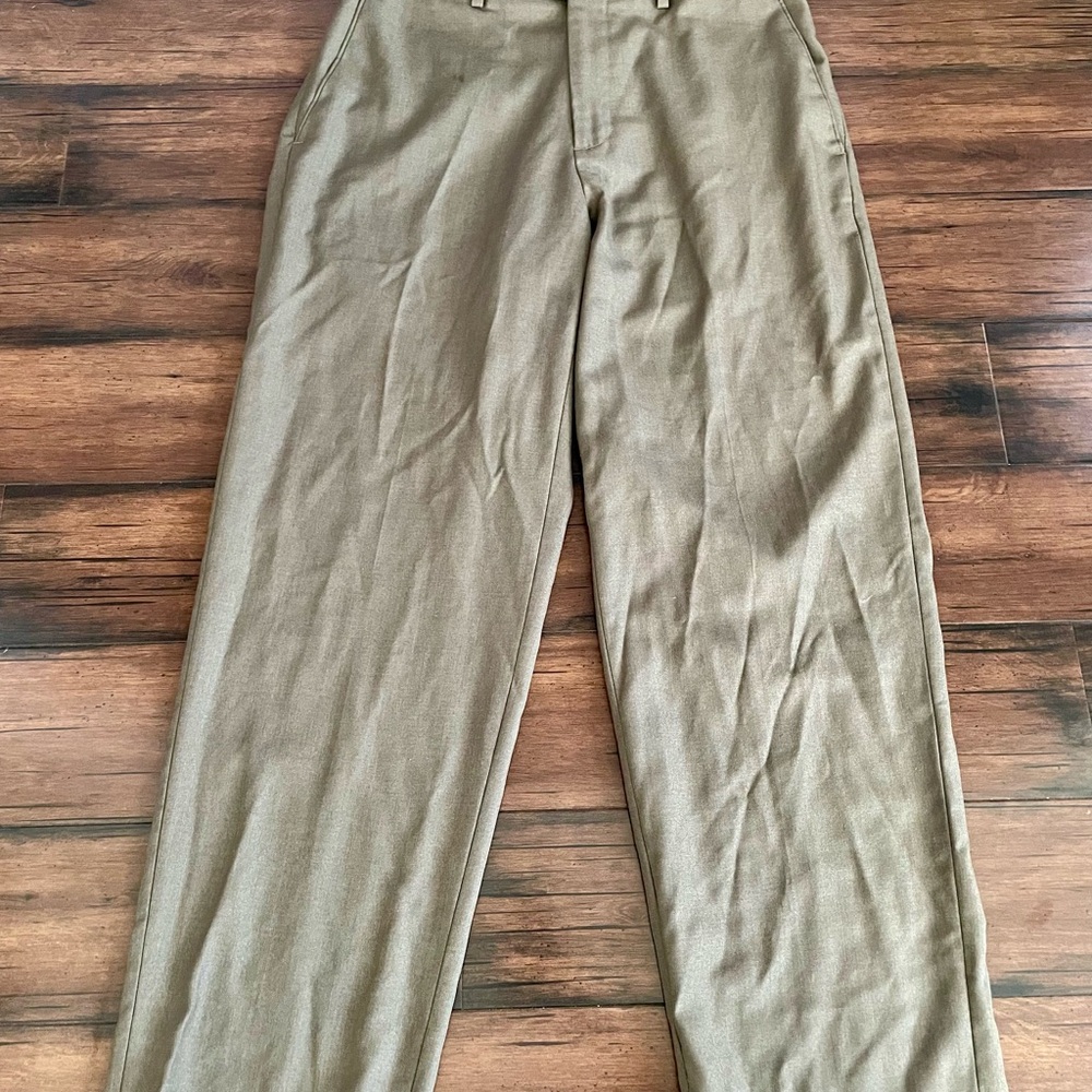 Croft & Barrow Men’s Khaki Chinos